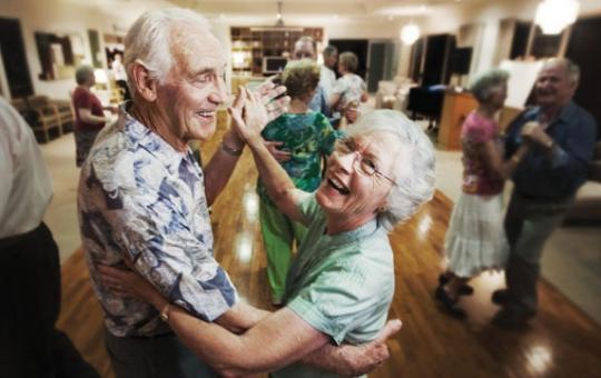 seniors-dancing-270x1702x.jpeg