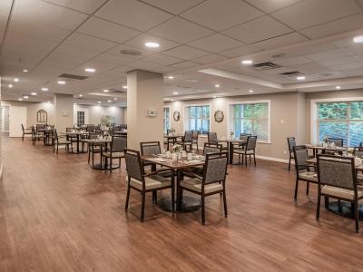 Hallmark on the Park Dining Room
